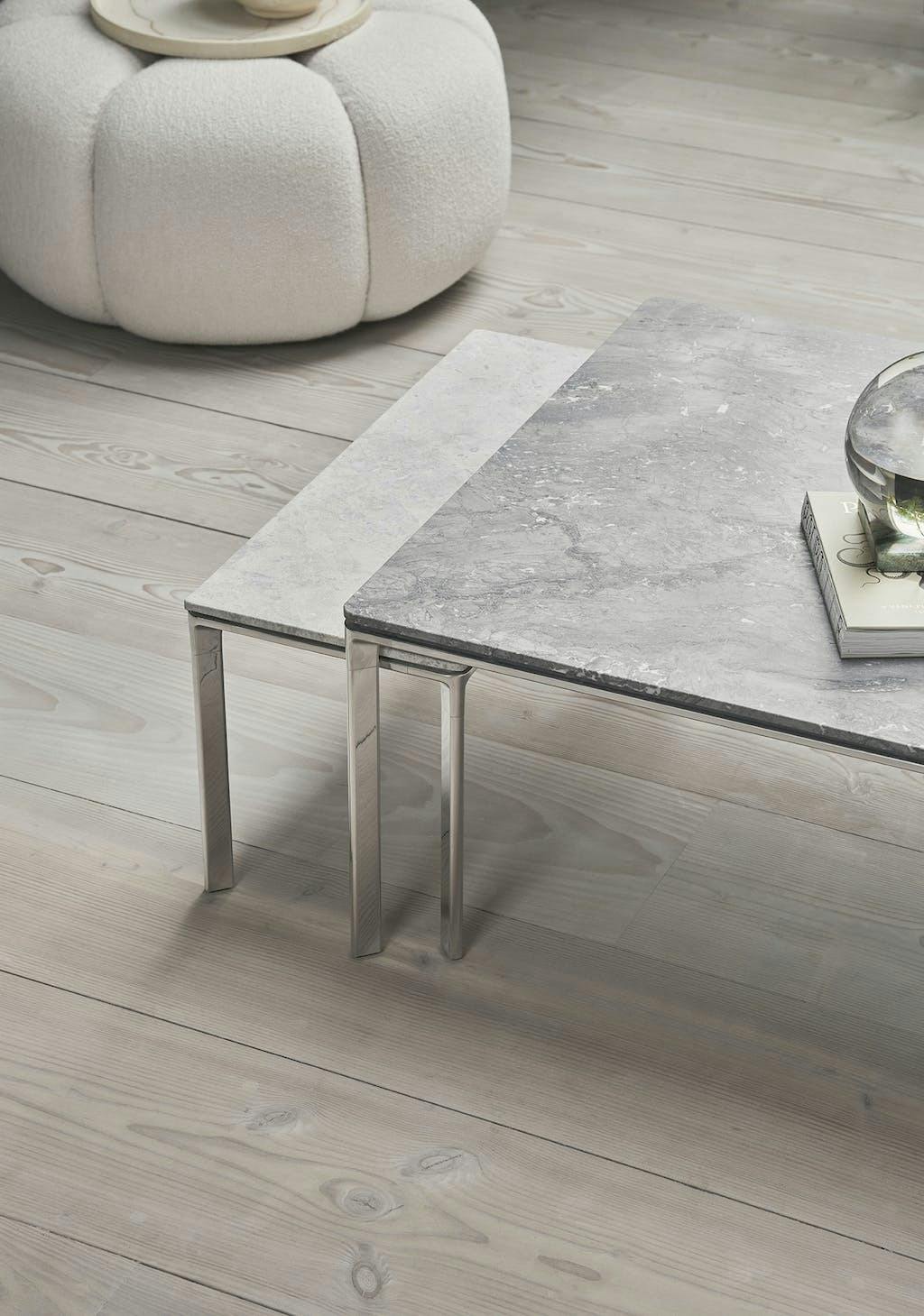 Stuebord metallisk Settbord fra Vipp 2024